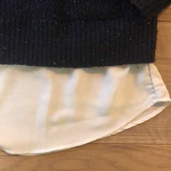 RW&CO Sweater Size Large - Navy blue - Picture 3 of 8